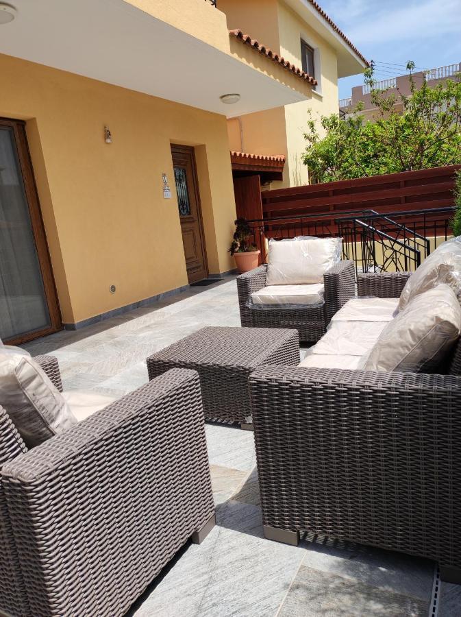 Villa Rina Paphos Esterno foto